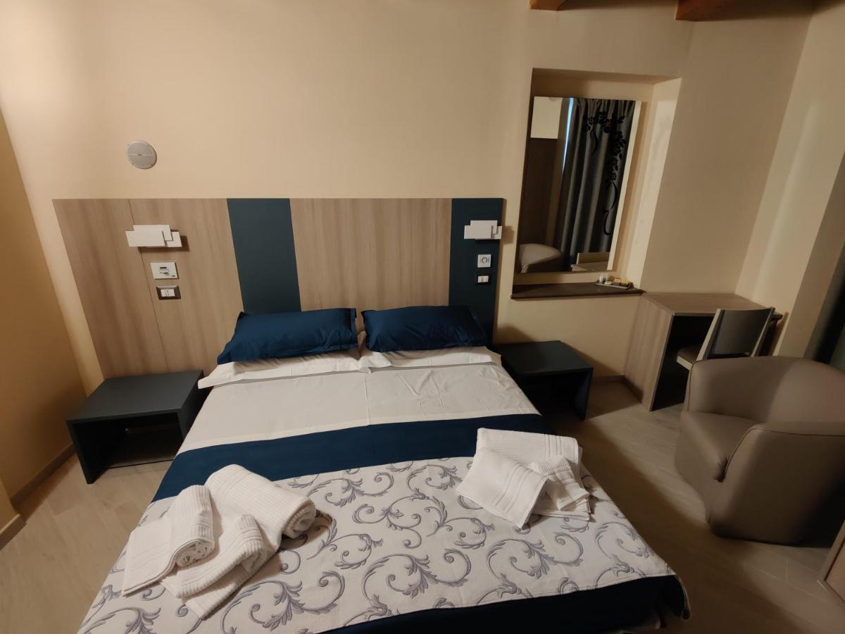 Hotel Dimora Del Corso Rotonda Pokój zdjęcie